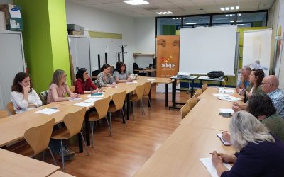 Sesión de trabajo en torno a la soledad no deseada
