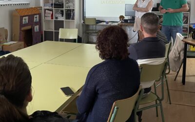 Charla sobre las empresas de inserción en la Fundación Mar de Niebla