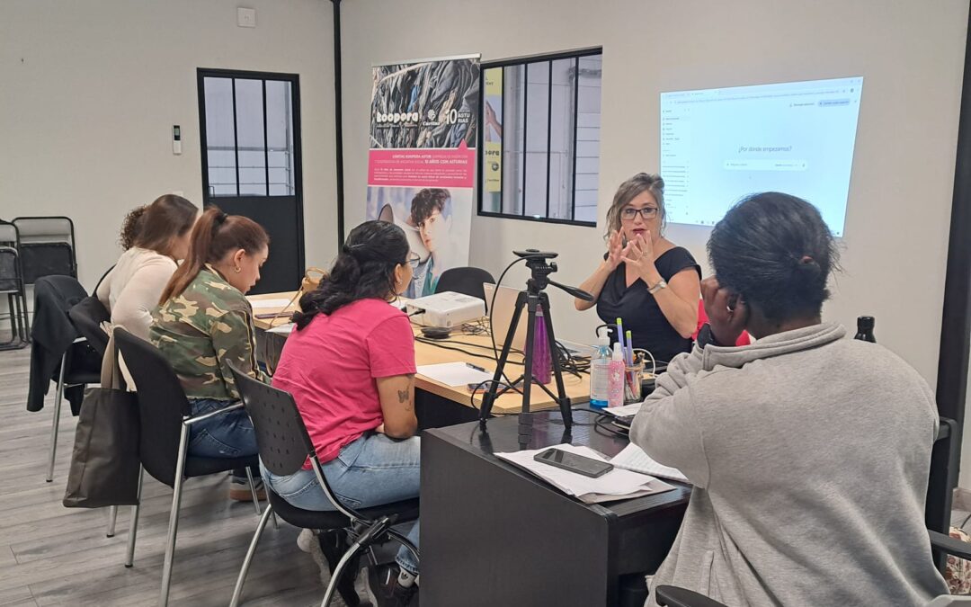 Formación en Inteligencia Artificial aplicada a la búsqueda de empleo para el personal de inserción de Cáritas Koopera